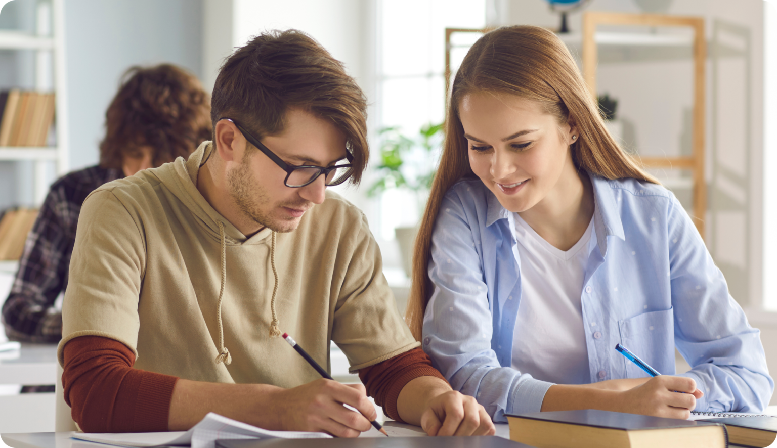 How Peer Feedback Makes A Difference In Your Classroom Video How Peer Feedback Makes A Difference In Your Classroom Video
